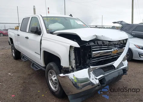 2015 Chevrolet Silverado K2500 Heavy Duty z USA, uszkodzony, nr VIN 1GC1KUEG1FF553306